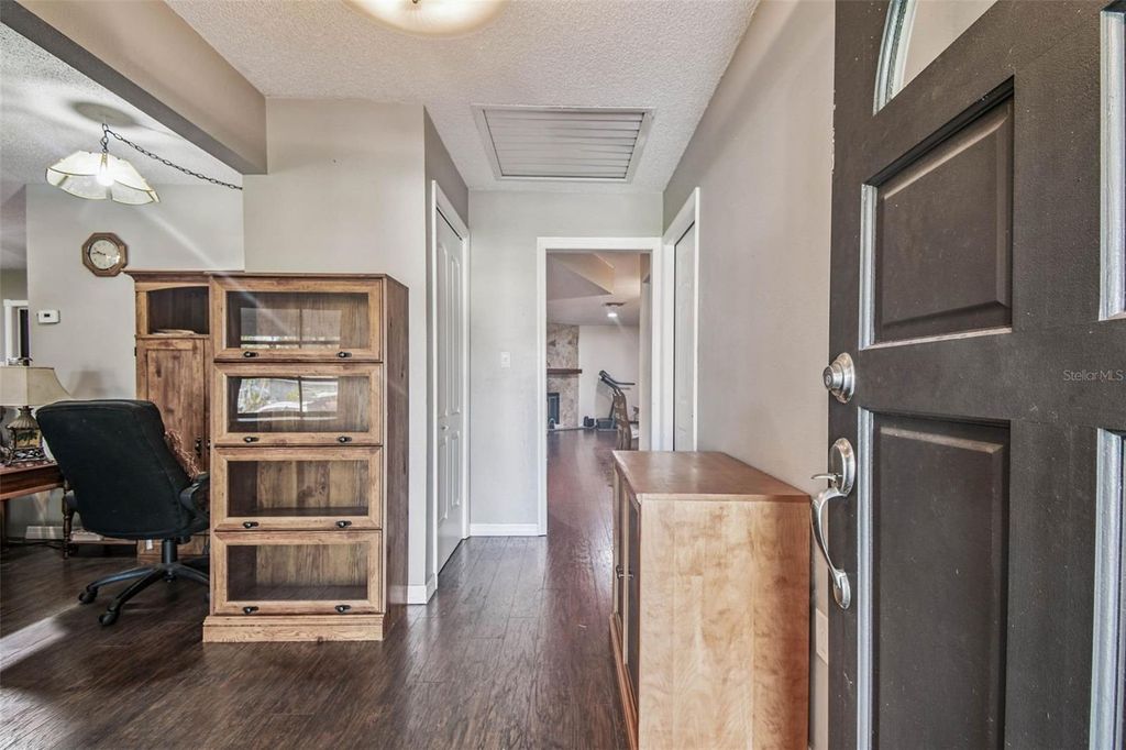 Photo of 1904 Teakwood Drive, Plant City, FL 33563 (MLS # TB8484232)