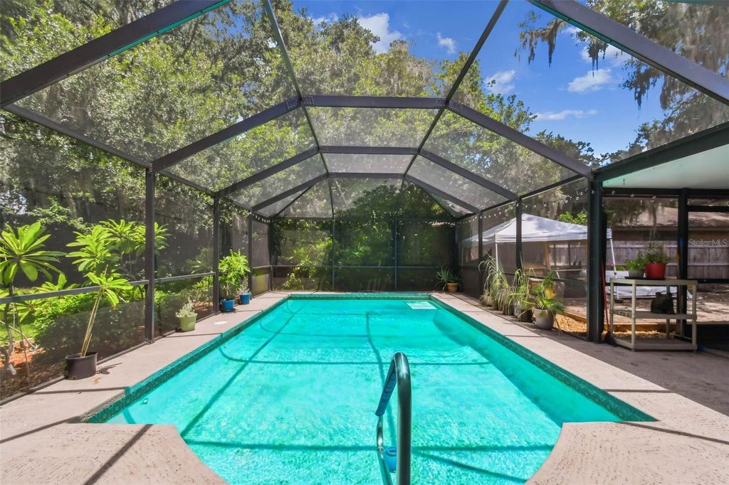 Photo of 1904 Teakwood Drive, Plant City, FL 33563 (MLS # TB8484232)