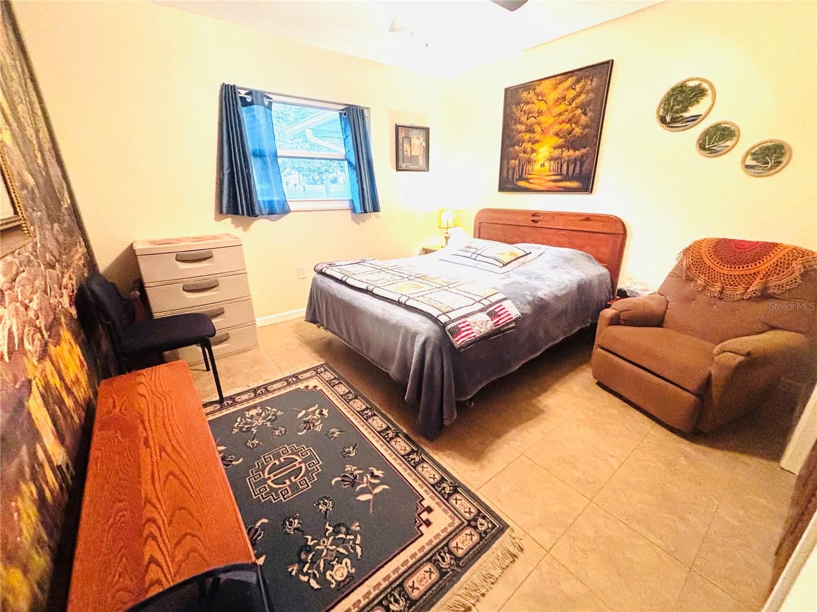 UNREC PORTIONS SE 01/4 NW 01/4 & NW 01/4 - Residential