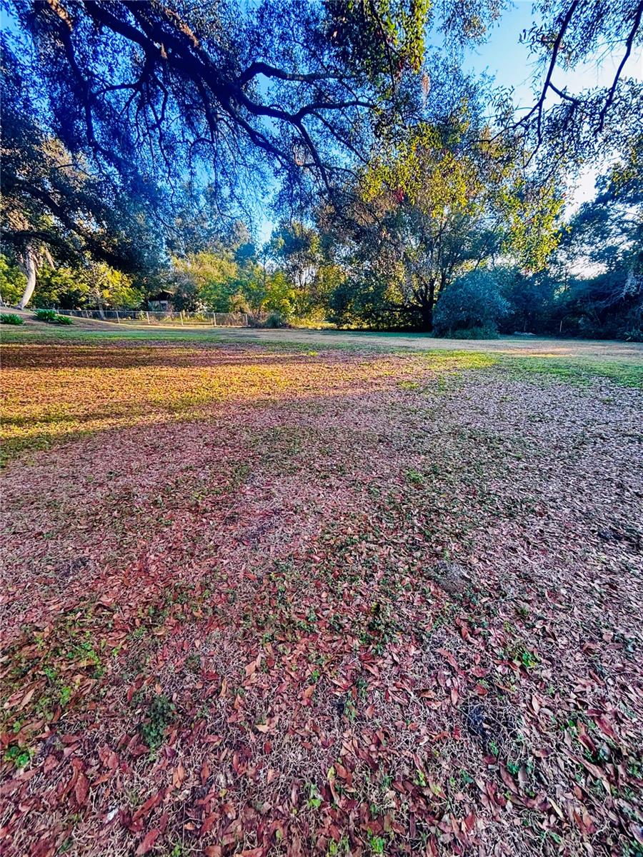 UNREC PORTIONS SE 01/4 NW 01/4 & NW 01/4 - Residential