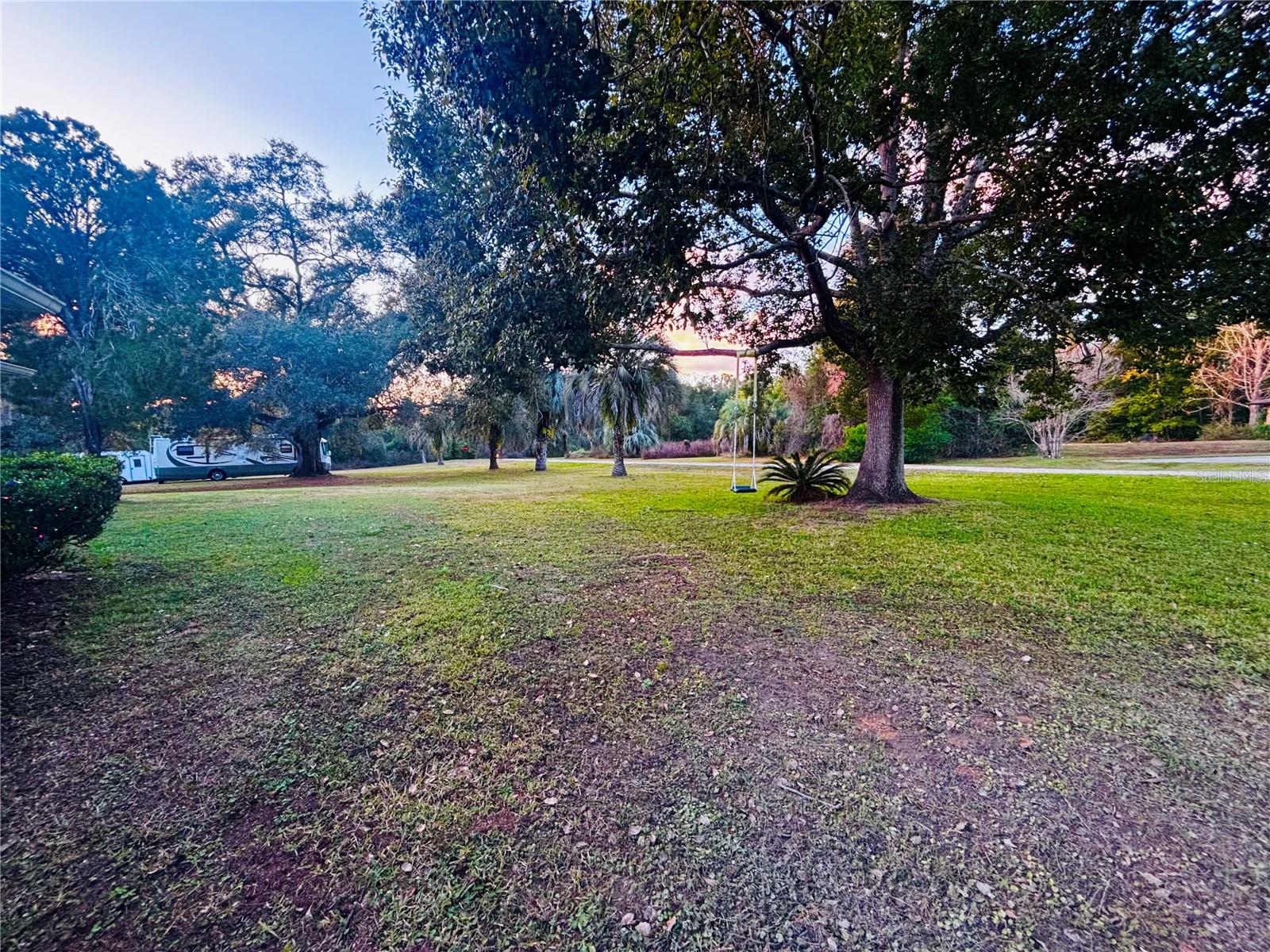 UNREC PORTIONS SE 01/4 NW 01/4 & NW 01/4 - Residential