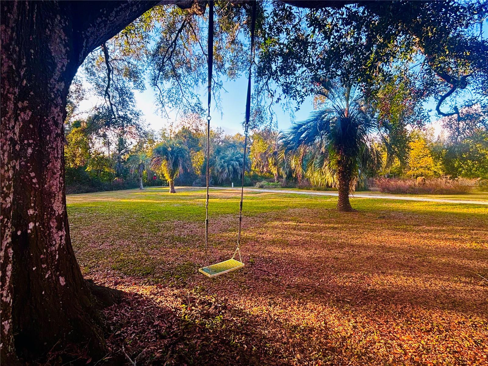 UNREC PORTIONS SE 01/4 NW 01/4 & NW 01/4 - Residential