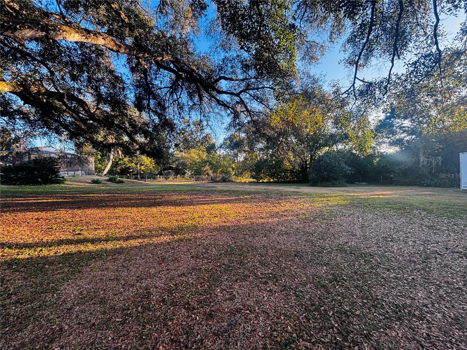 UNREC PORTIONS SE 01/4 NW 01/4 & NW 01/4 - Residential