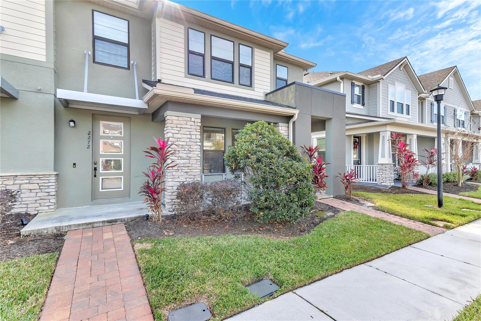 TAPESTRY PH 5 - Residential