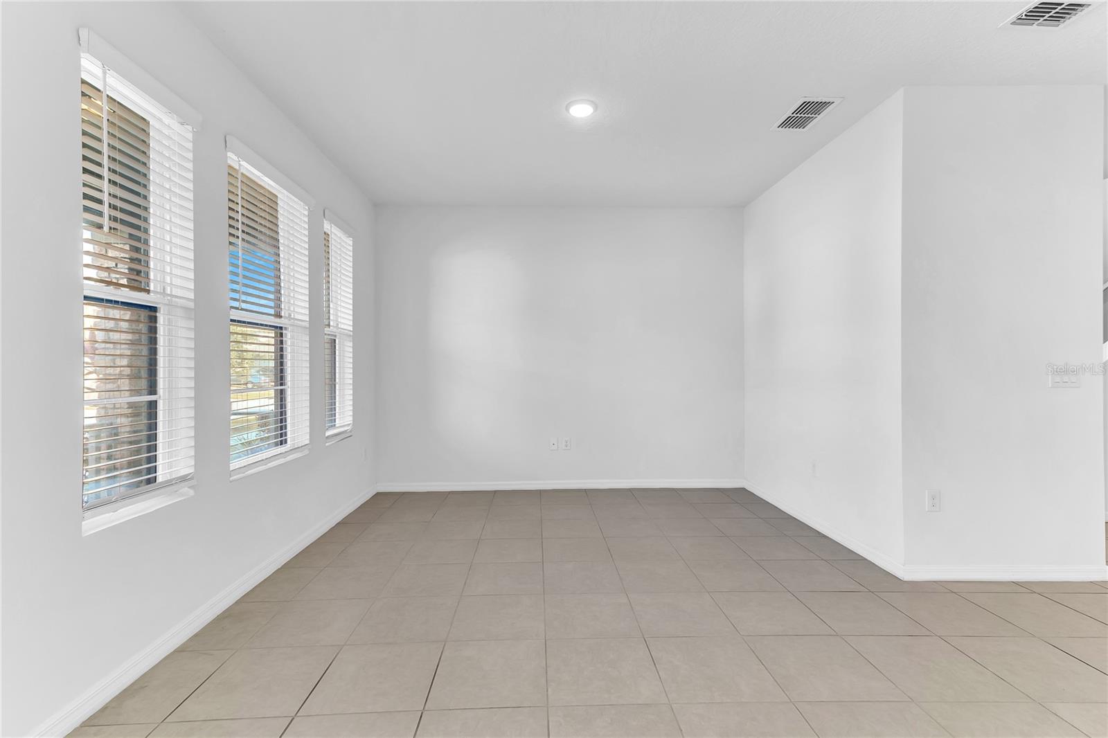 TAPESTRY PH 5 - Residential