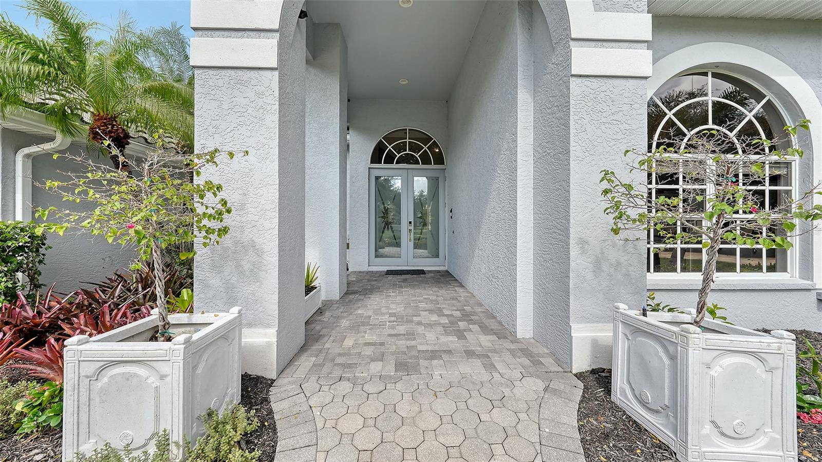 8136 REGENTS COURT