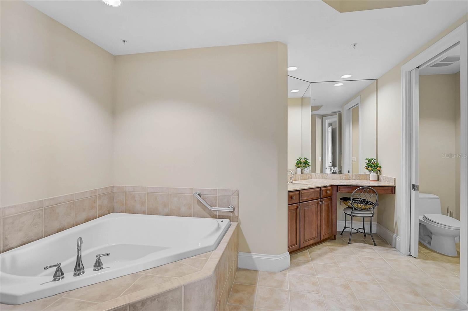 BEL MARE PH I - Residential