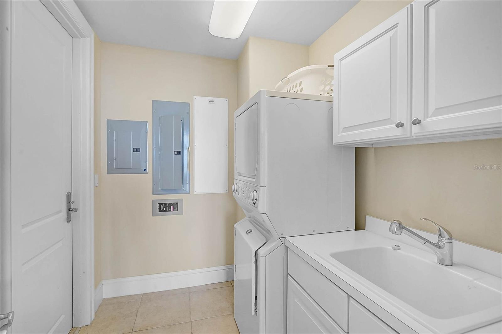 BEL MARE PH I - Residential