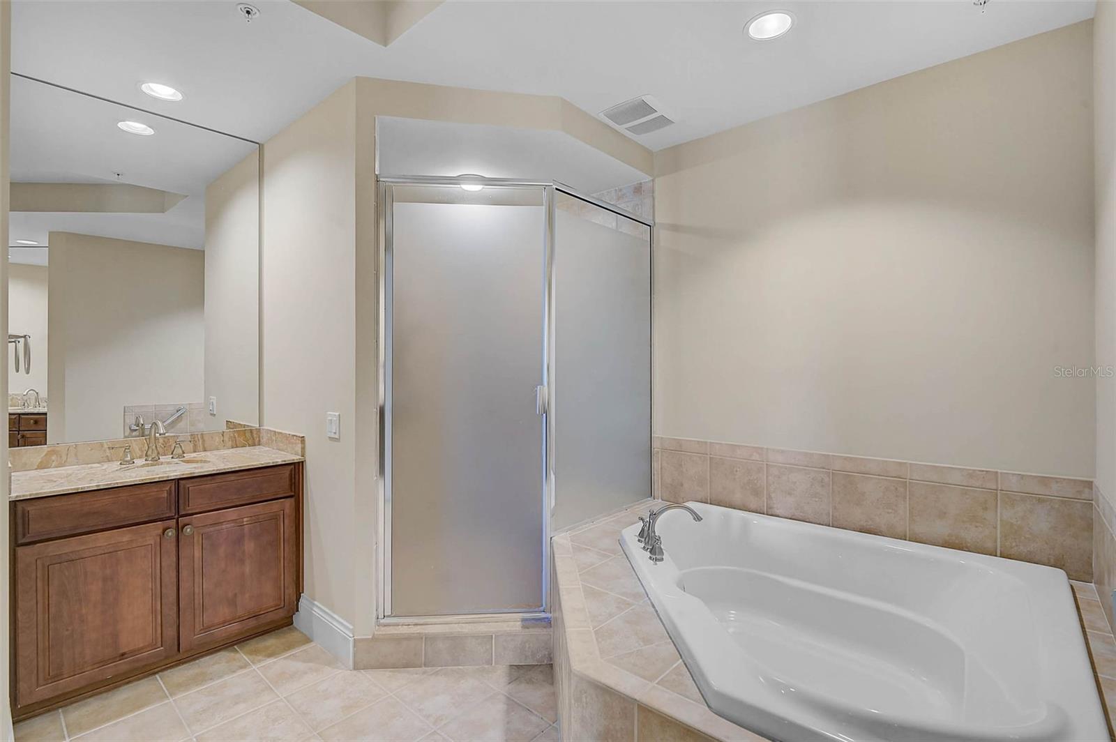 BEL MARE PH I - Residential