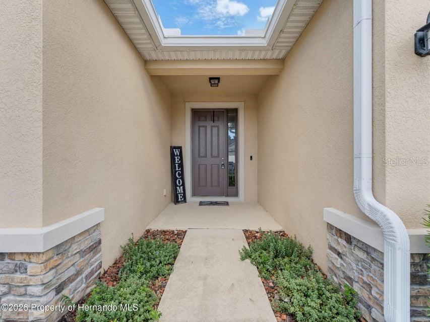 13607 FAIRDALE LANE