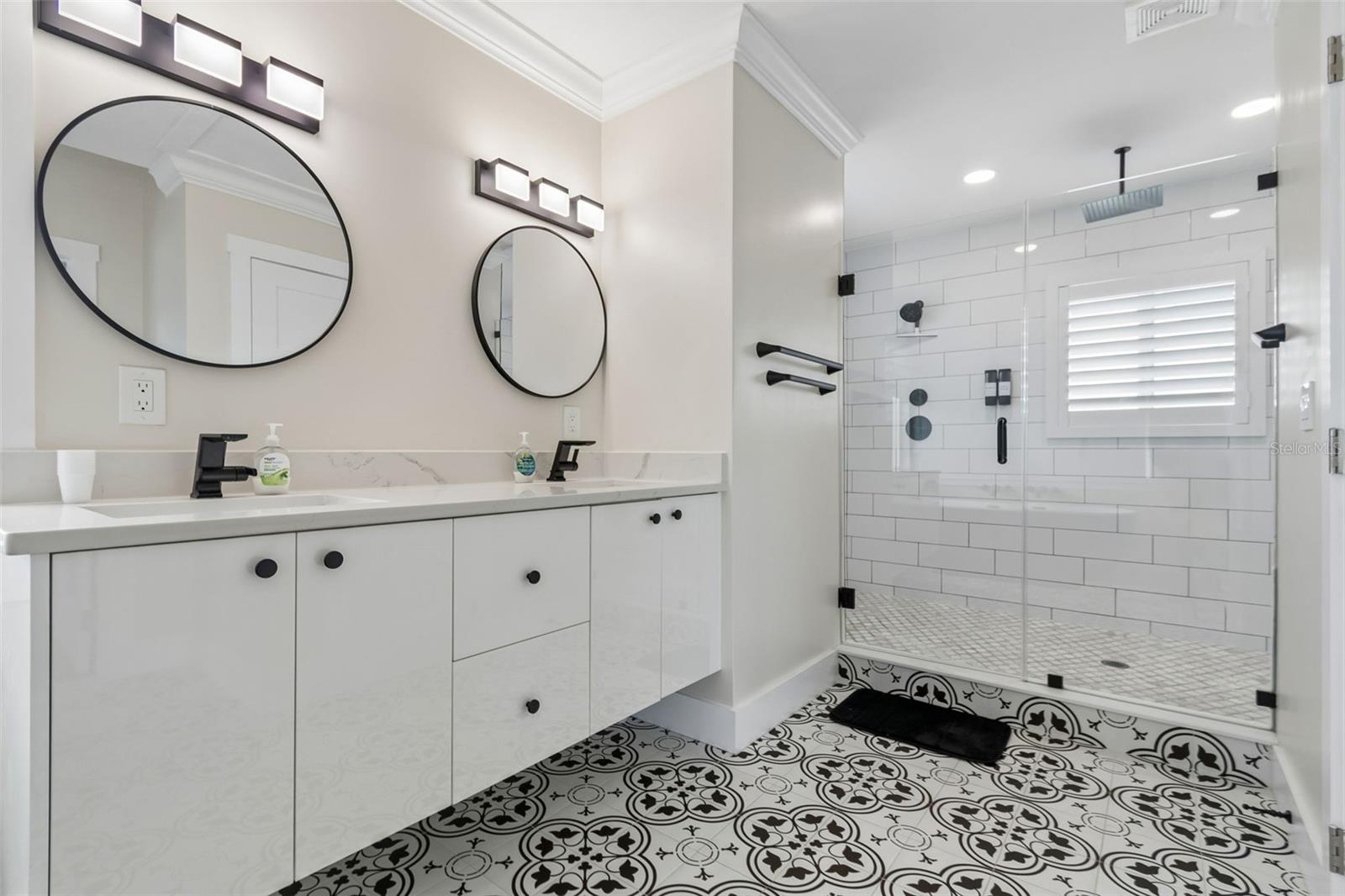 BROWNS ADD TO RE-REV MAP OF INDIAN BEACH - Residential