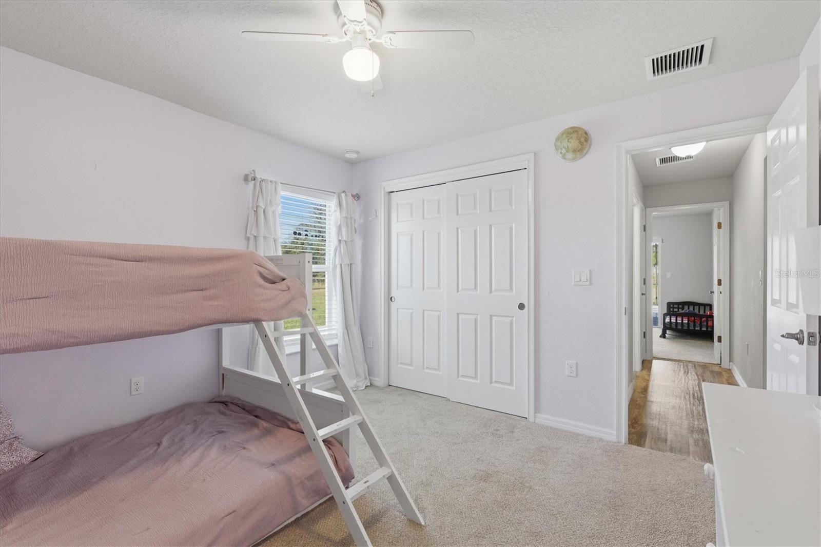 ROYAL HIGHLANDS - Residential