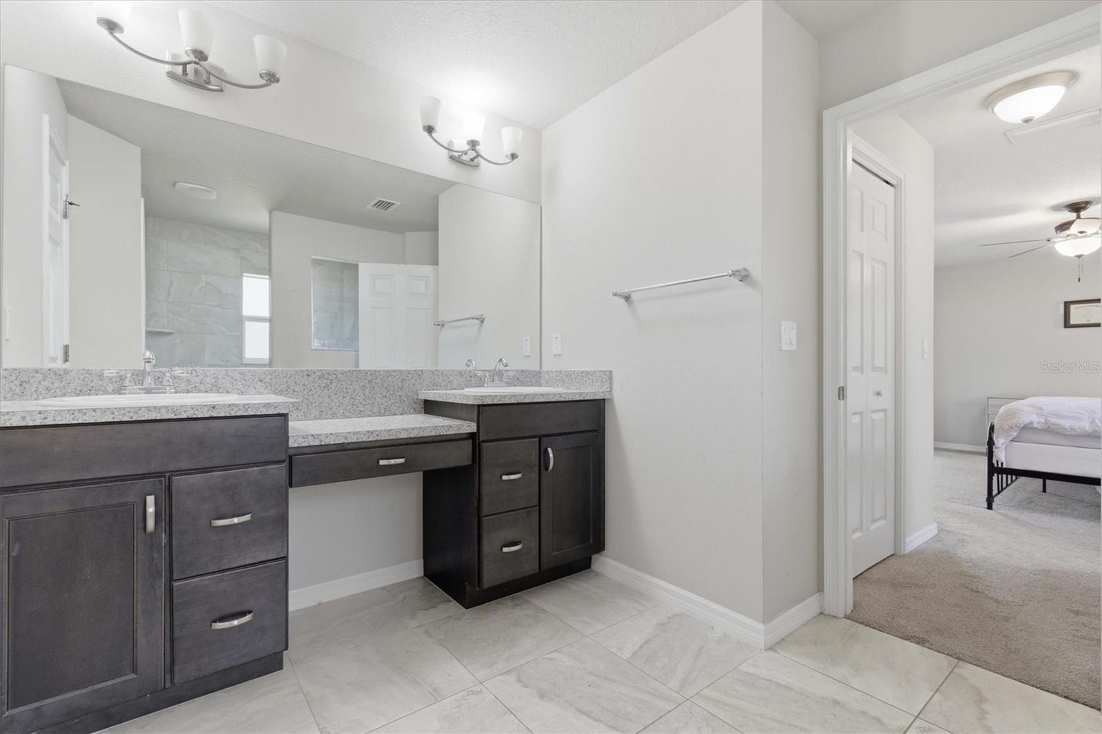 ROYAL HIGHLANDS - Residential