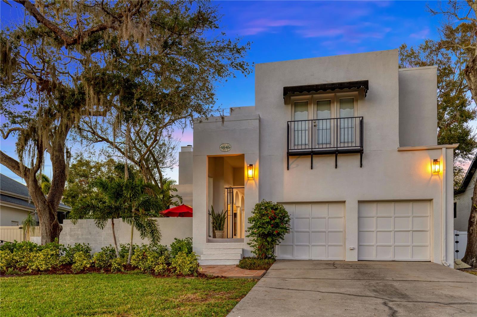 4845 W SUNSET BOULEVARD