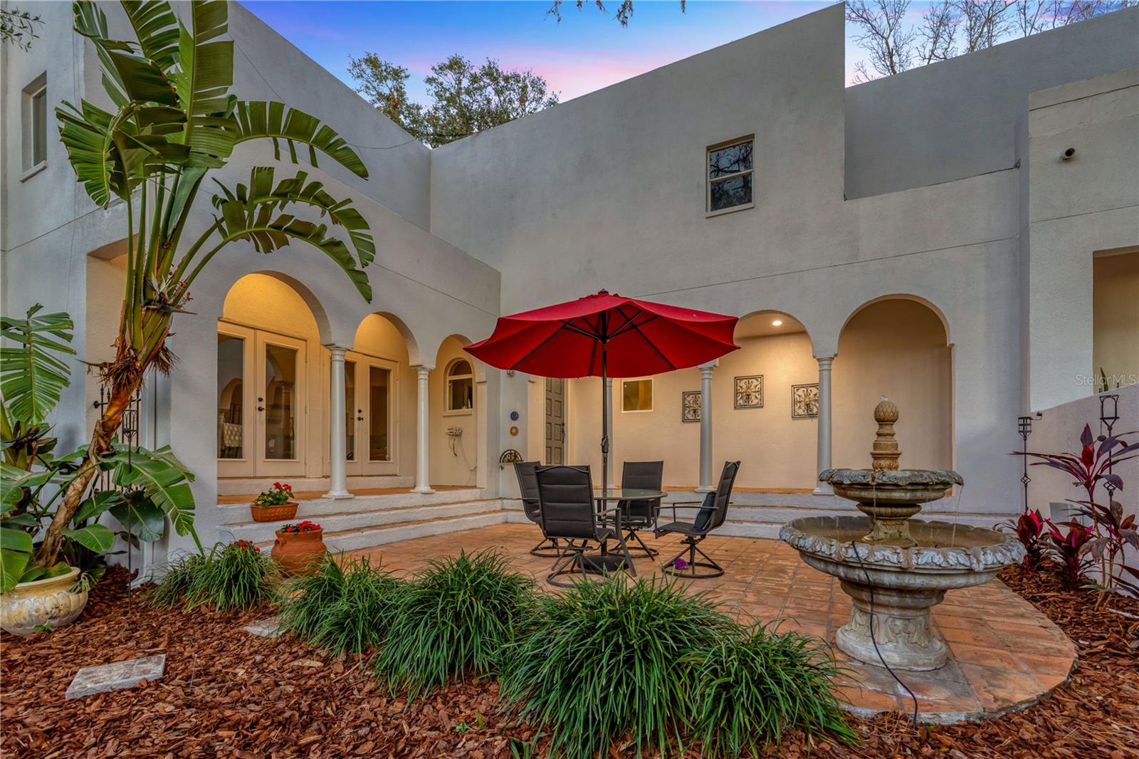 4845 W SUNSET BOULEVARD