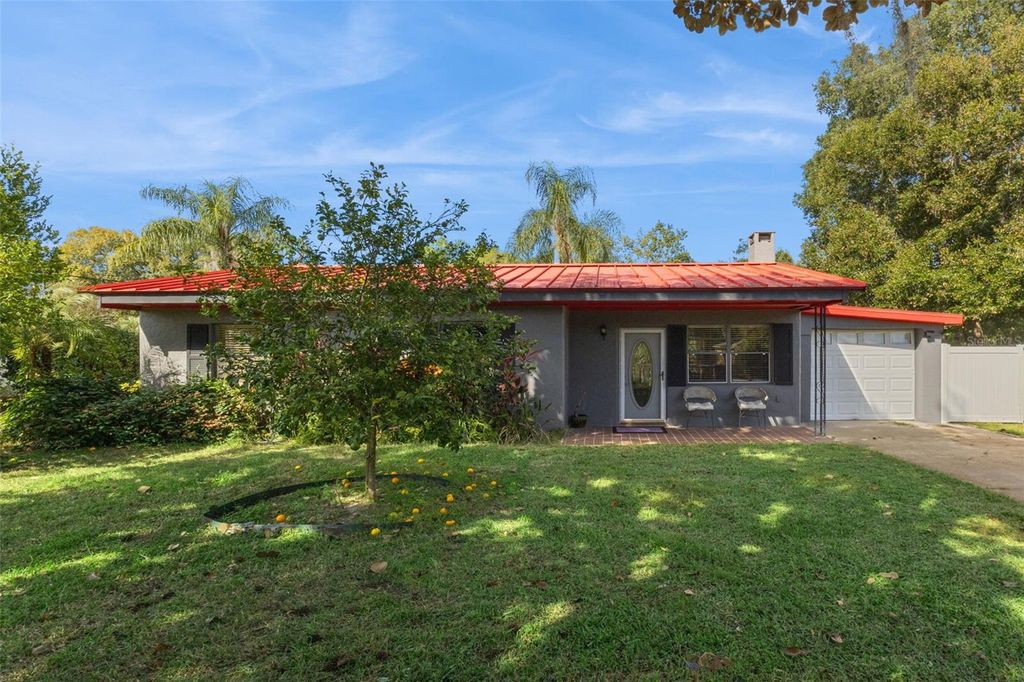 Photo of 11113 Pine Ridge Road, Leesburg, FL 34788 (MLS # O6354828)
