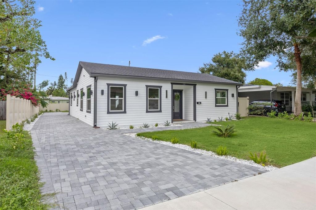 Photo of 3101 Pickfair Street, Orlando, FL 32803 (MLS # O6351778)