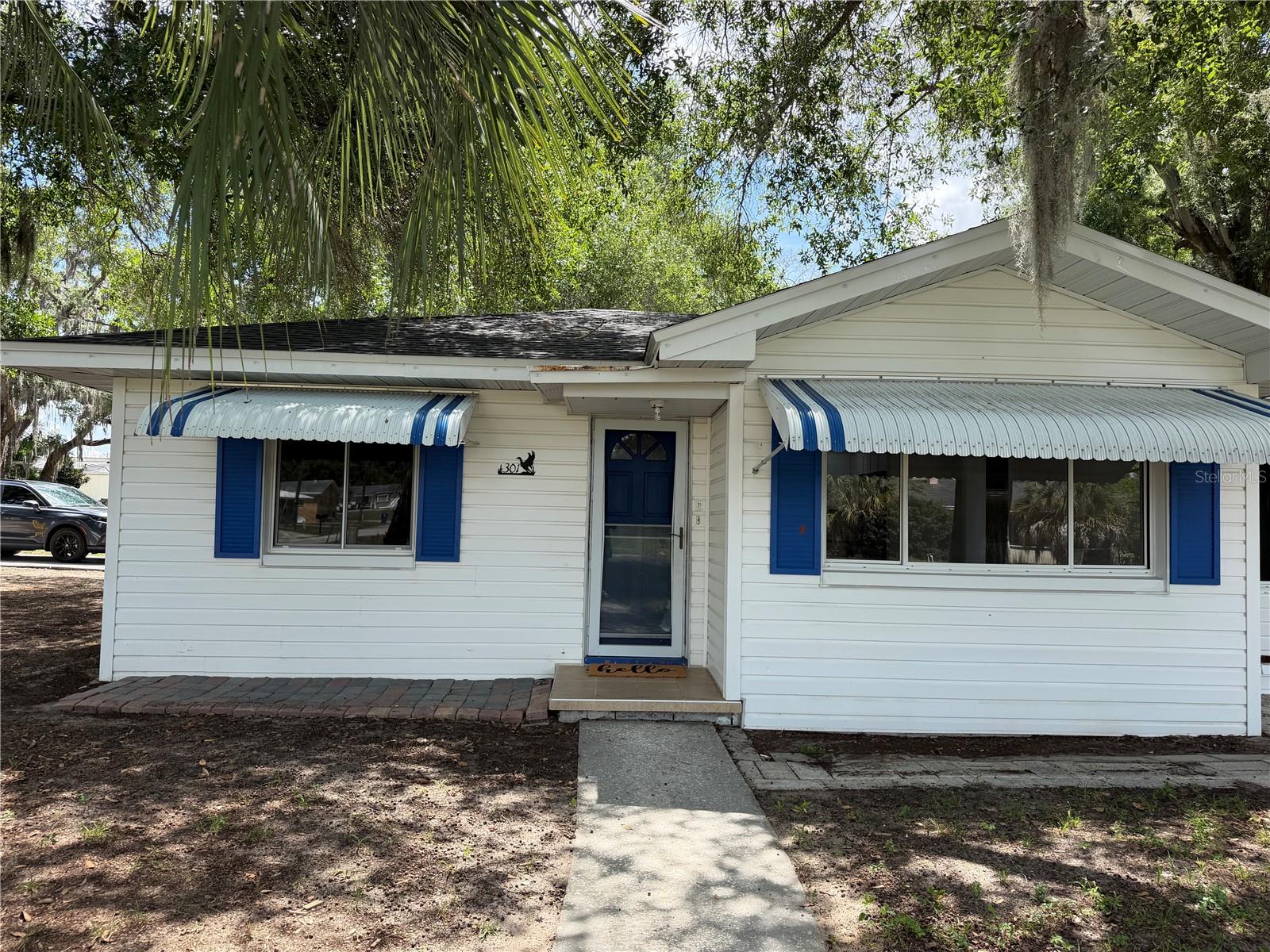 301 S SEMINOLE AVENUE