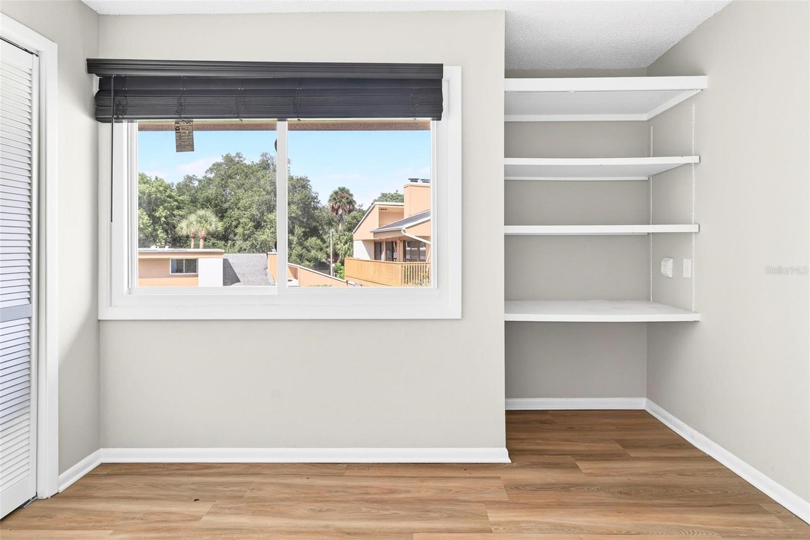 BUNKER HILLS INC - Residential