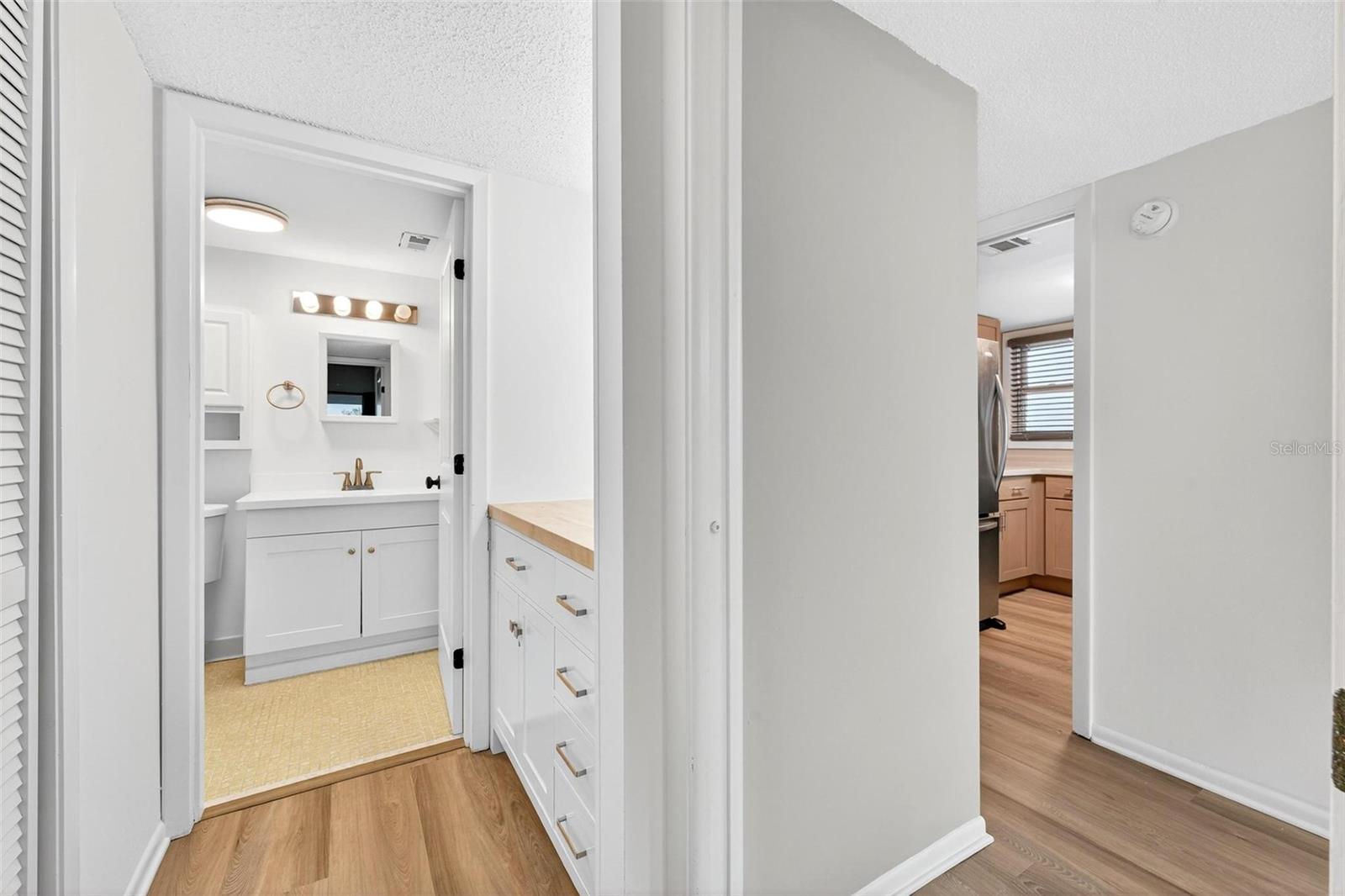 BUNKER HILLS INC - Residential