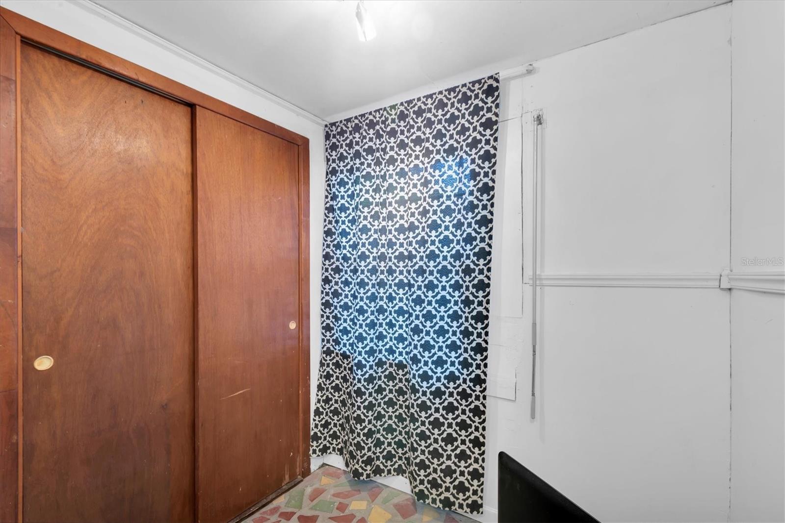 TANGERINE BUS CENTER SUB - Residential