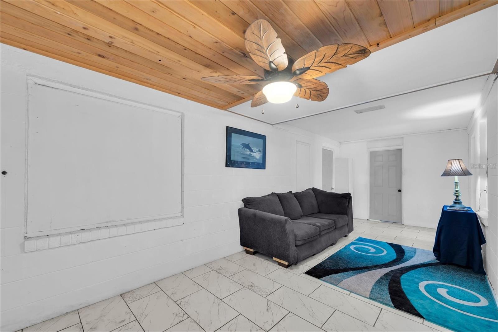 TANGERINE BUS CENTER SUB - Residential