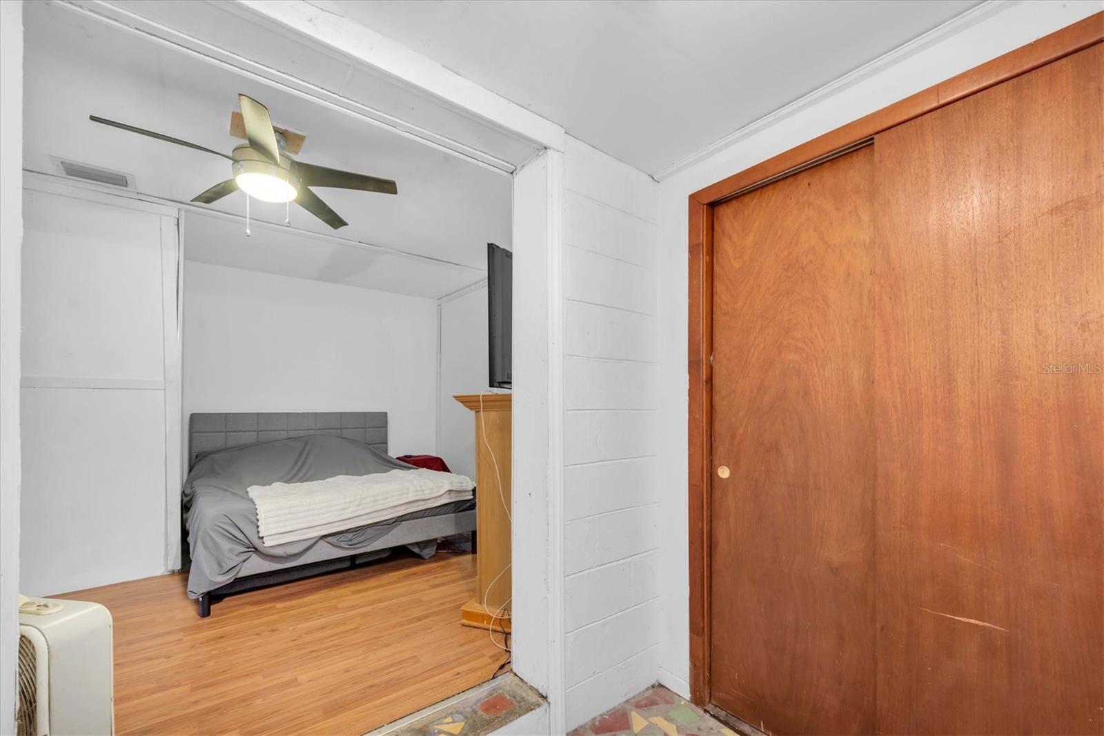 TANGERINE BUS CENTER SUB - Residential