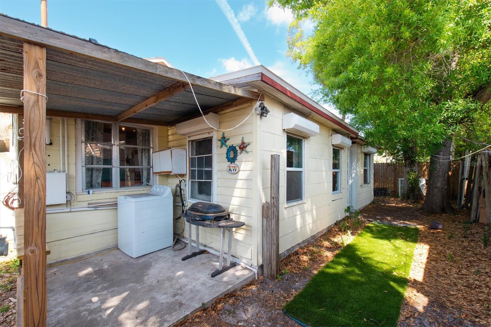 TANGERINE BUS CENTER SUB - Residential