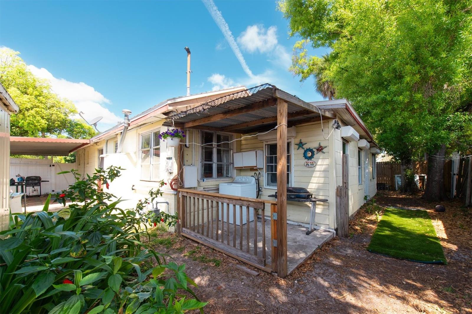 TANGERINE BUS CENTER SUB - Residential