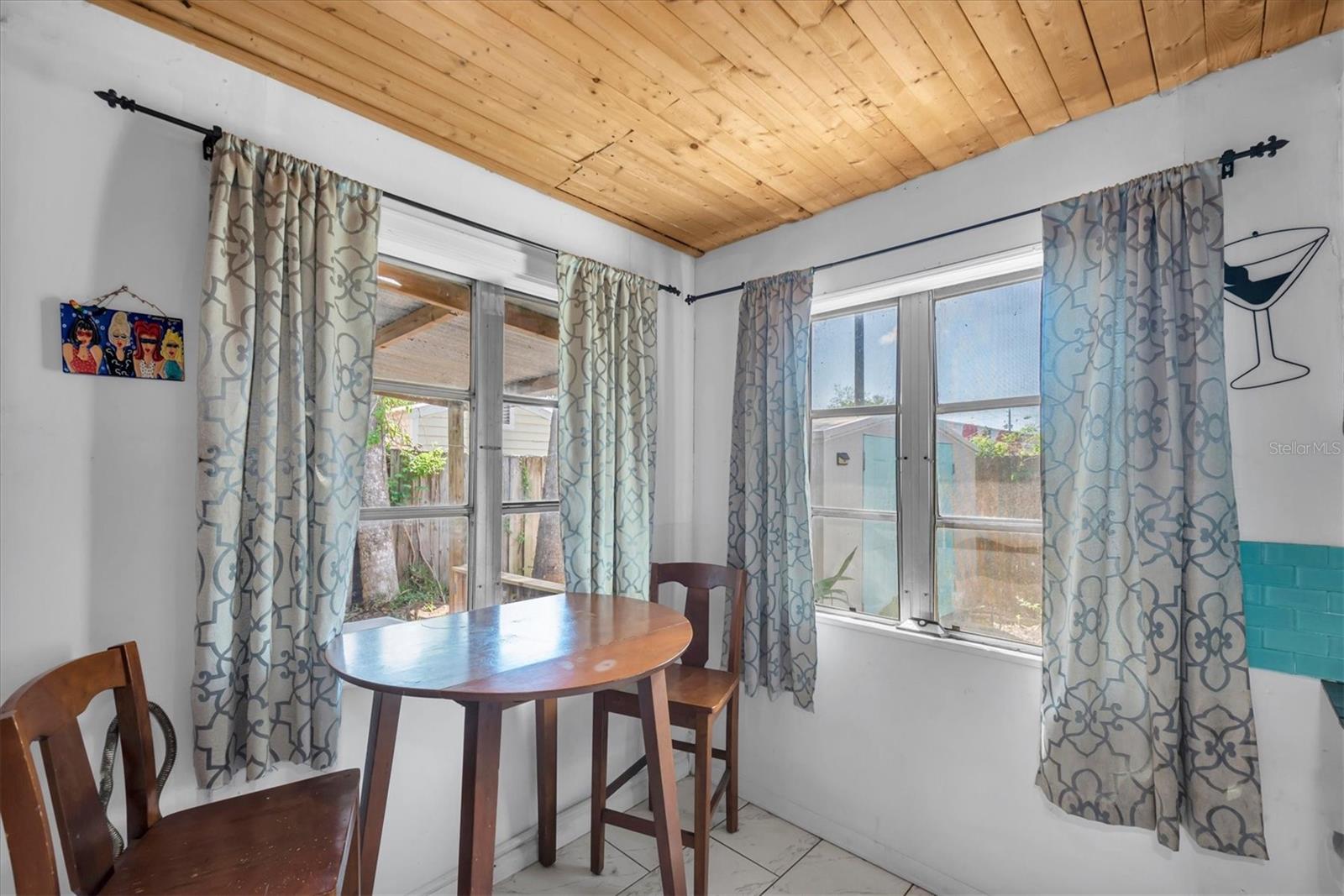 TANGERINE BUS CENTER SUB - Residential