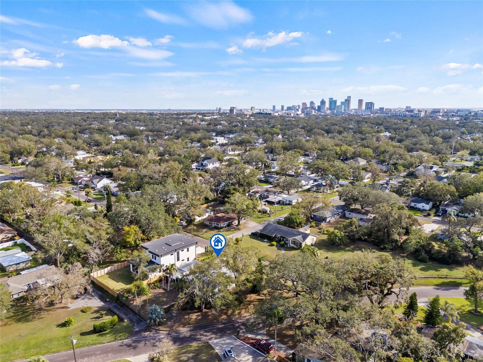 RIVERSIDE NORTH - Residential Lease