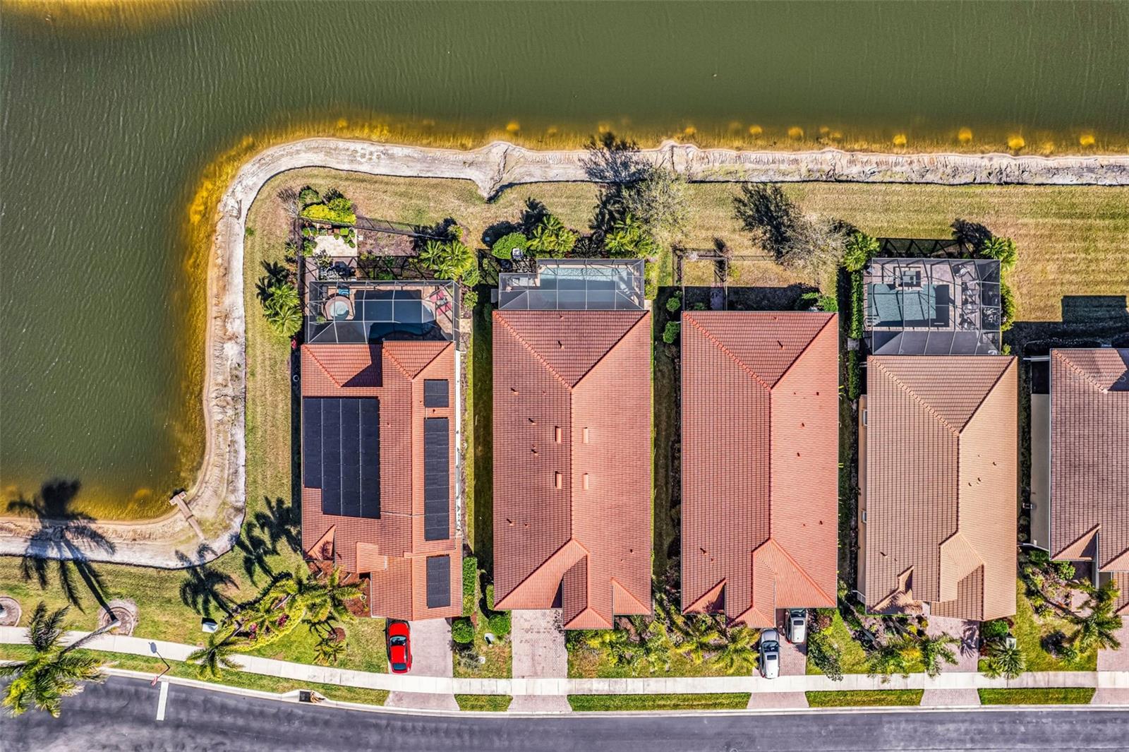 CARIBBEAN VILLAGE - Residential