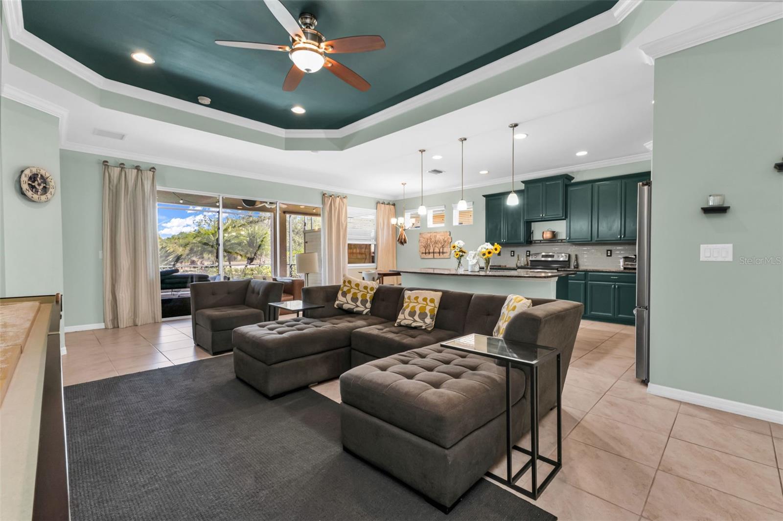 CARIBBEAN VILLAGE - Residential