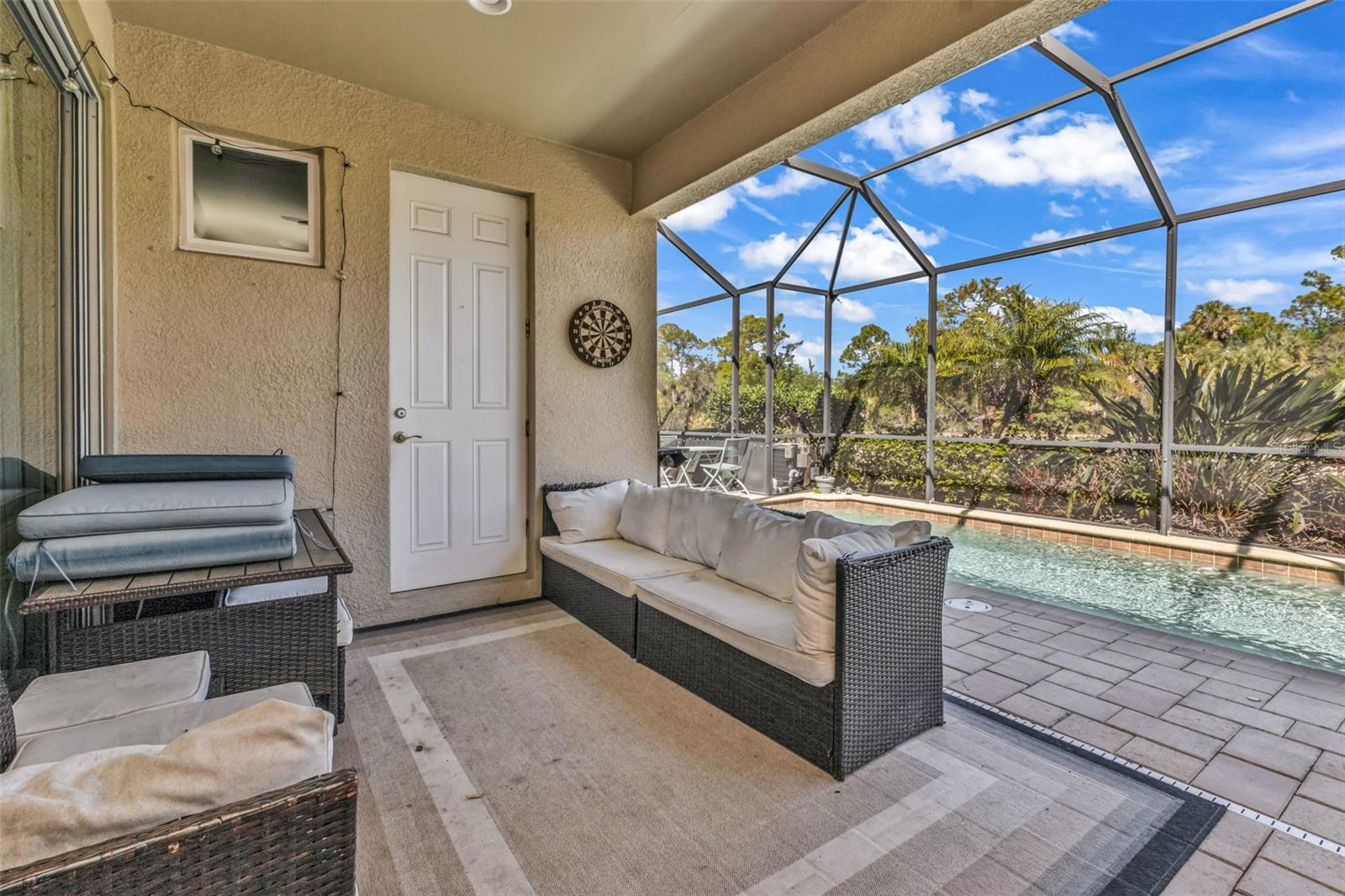 CARIBBEAN VILLAGE - Residential