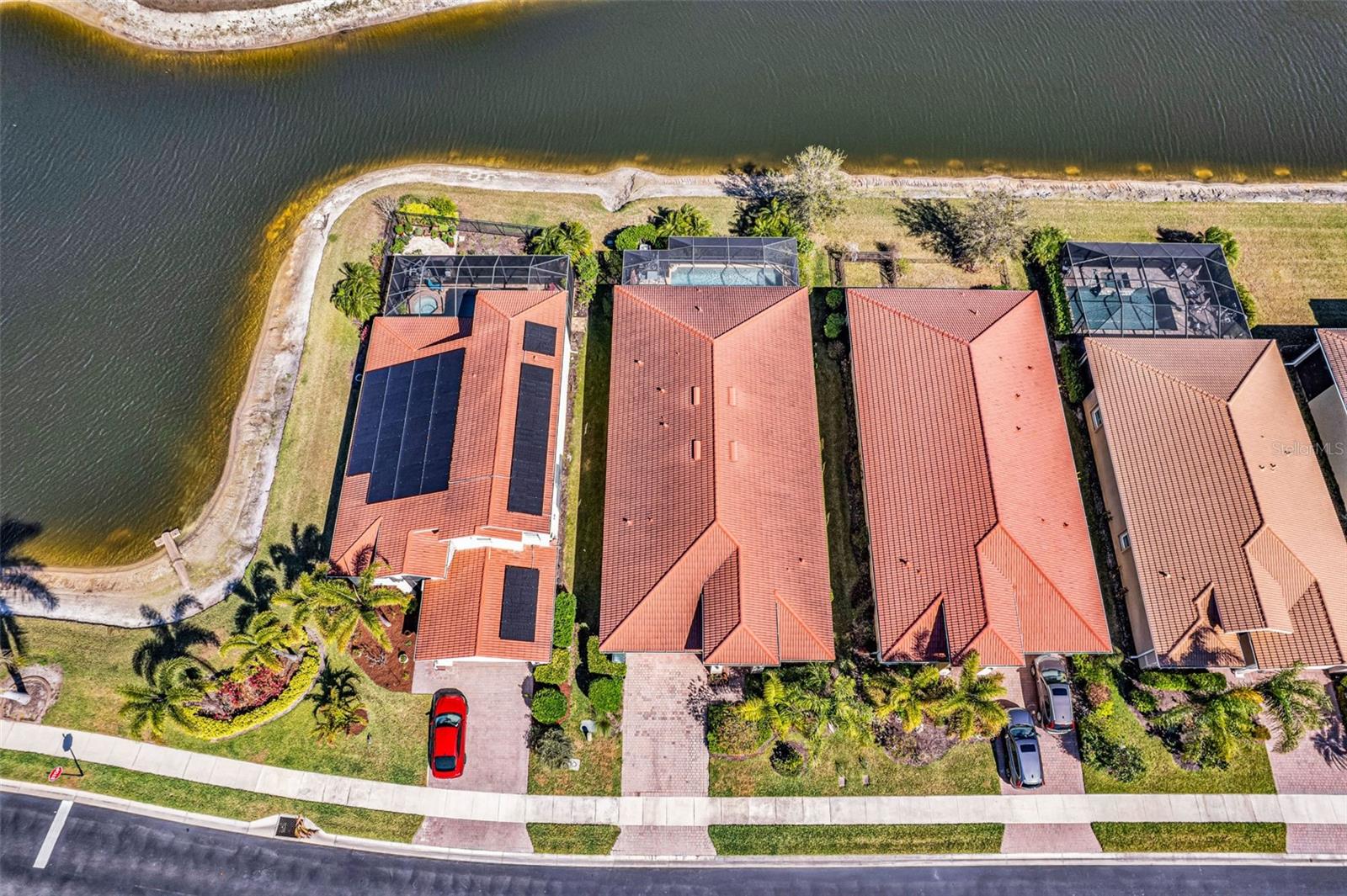 CARIBBEAN VILLAGE - Residential