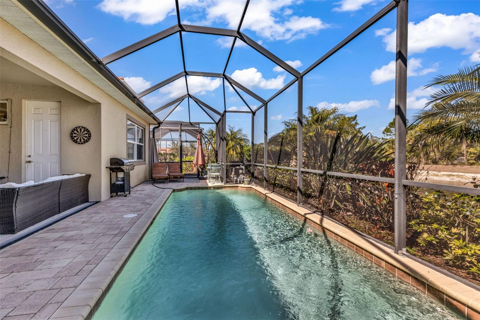 CARIBBEAN VILLAGE - Residential