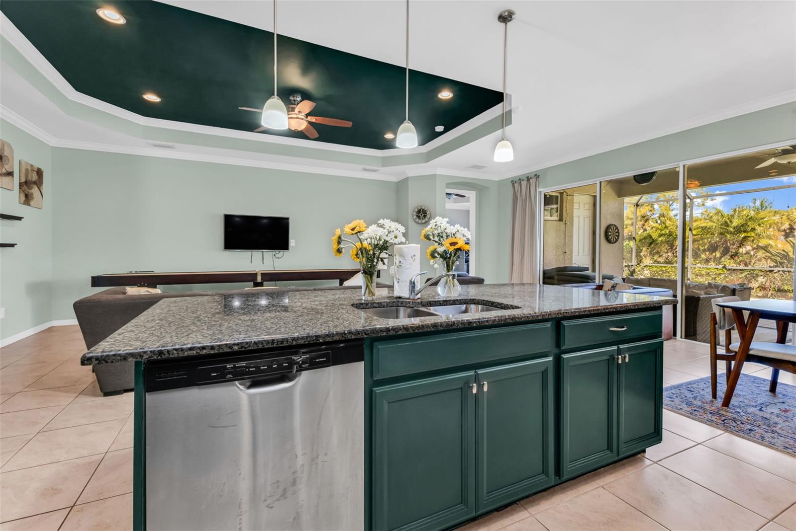 CARIBBEAN VILLAGE - Residential