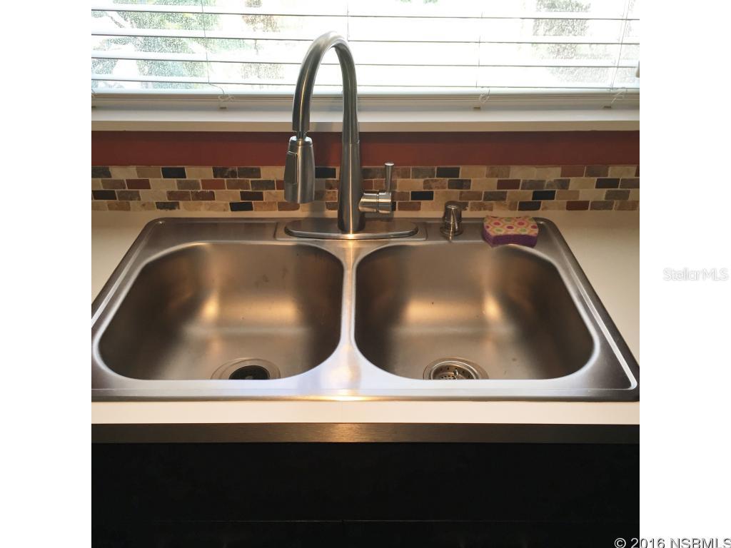 Riverside Park - Residential Lease