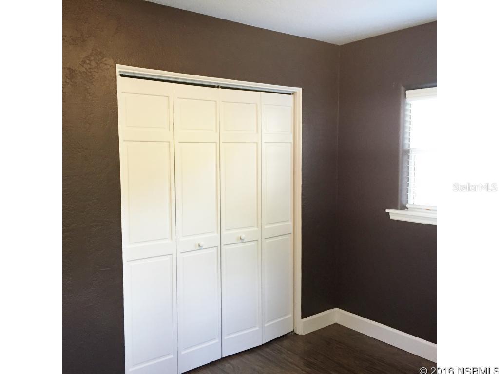 Riverside Park - Residential Lease