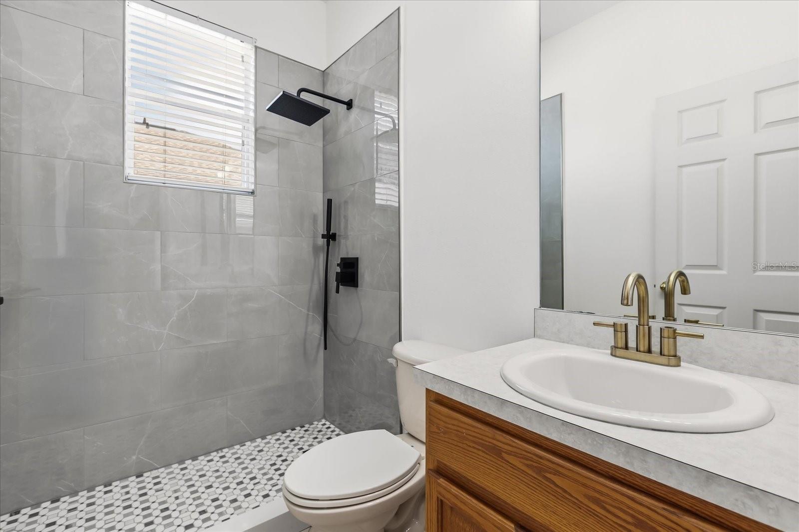 SAXON WOODS UNIT 03-A - Residential