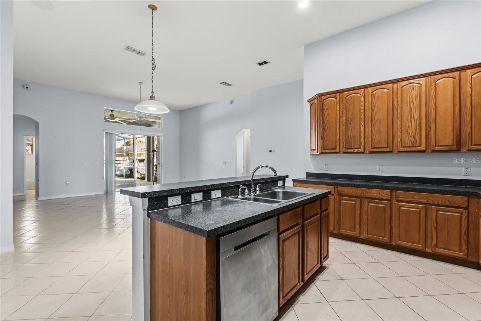 SAXON WOODS UNIT 03-A - Residential