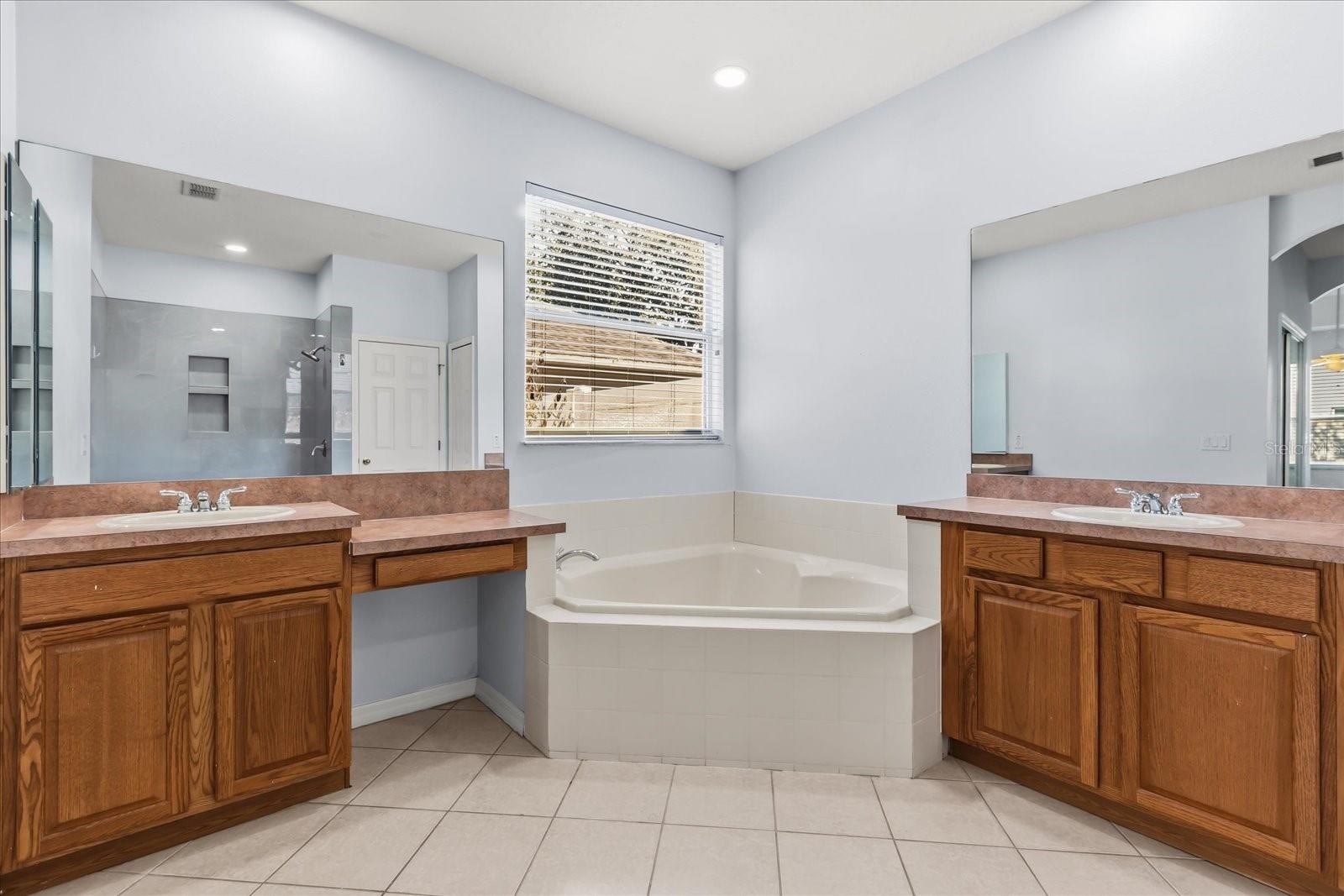 SAXON WOODS UNIT 03-A - Residential