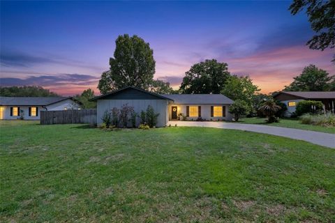 Photo of 331 NE 50th Court, Ocala, FL 34470 (MLS # O6396957)