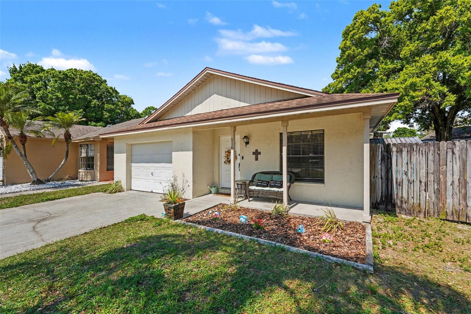 LAKE ST GEORGE SOUTH - Residential