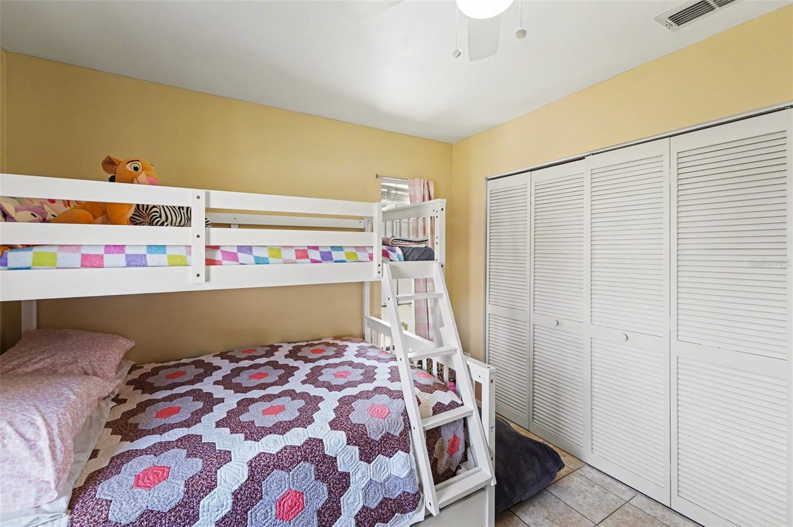 LAKE ST GEORGE SOUTH - Residential