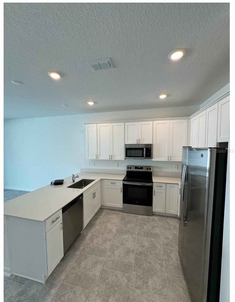 7717 STONE CREEK TRAIL