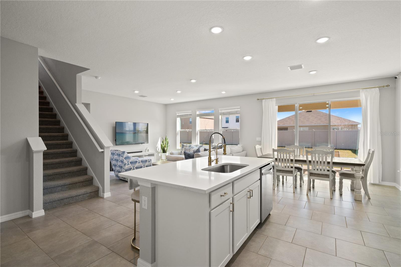 AVALON PARK WEST-NORTH PH 2 4 5 - Residential