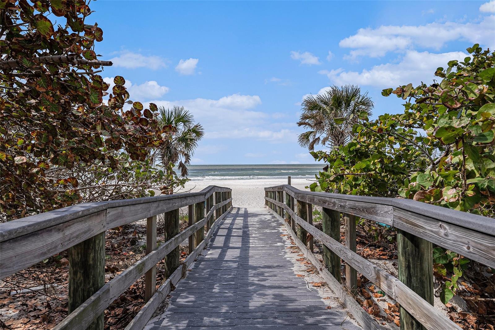 INDIAN ROCK SOUTH SHORE - Residential