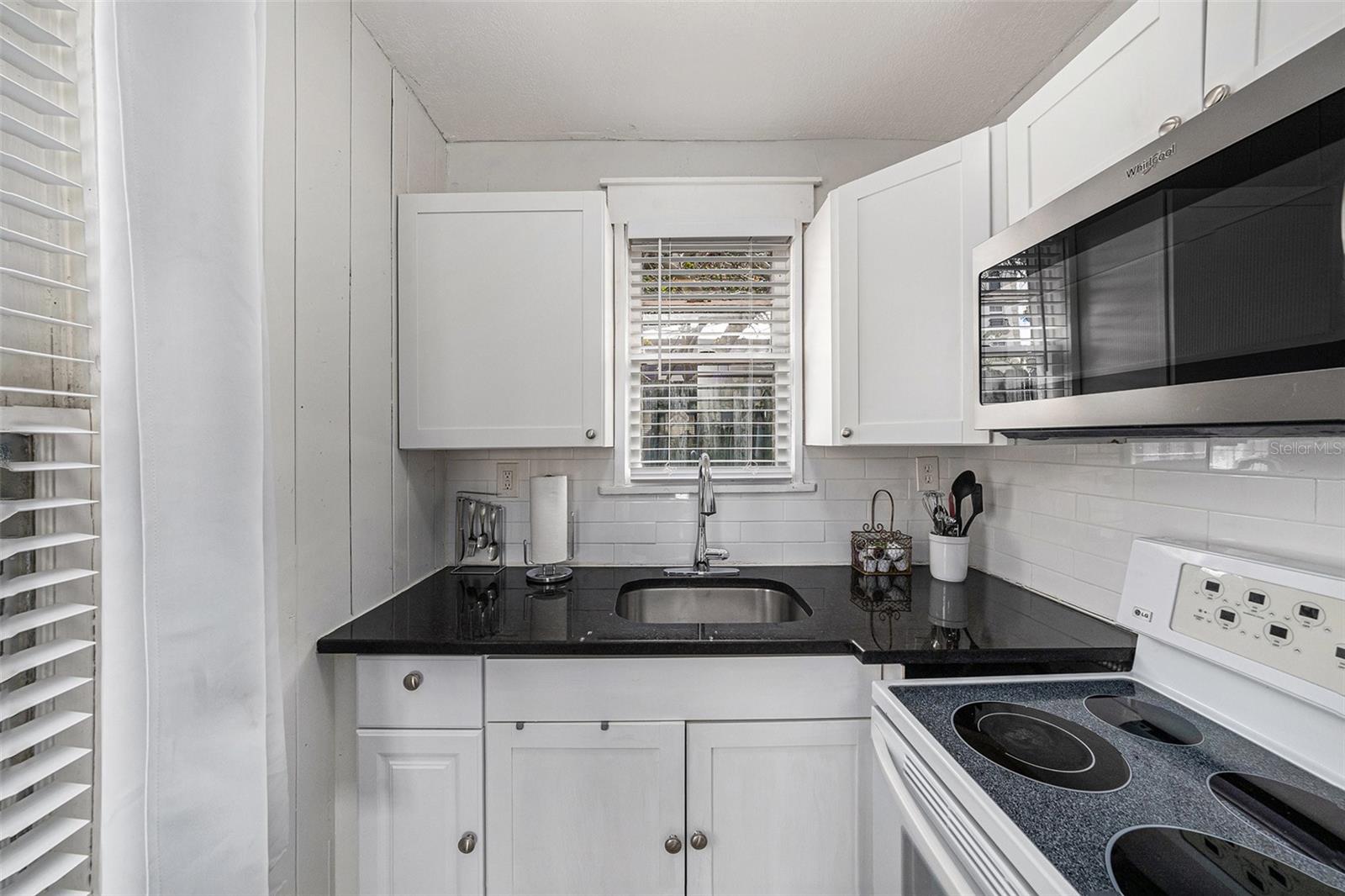 INDIAN ROCK SOUTH SHORE - Residential