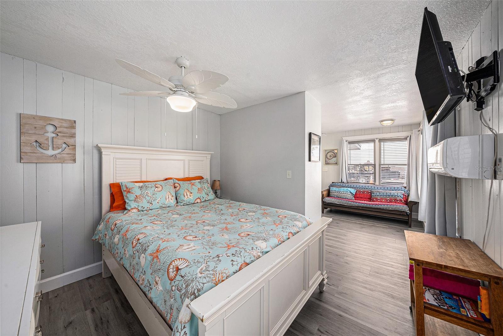 INDIAN ROCK SOUTH SHORE - Residential